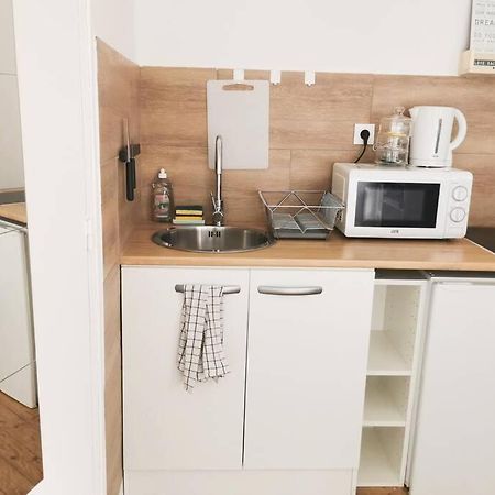 #4 Joli Appartement A 2 Pas Du Metro Et Paris 20 Bagnolet Exteriör bild